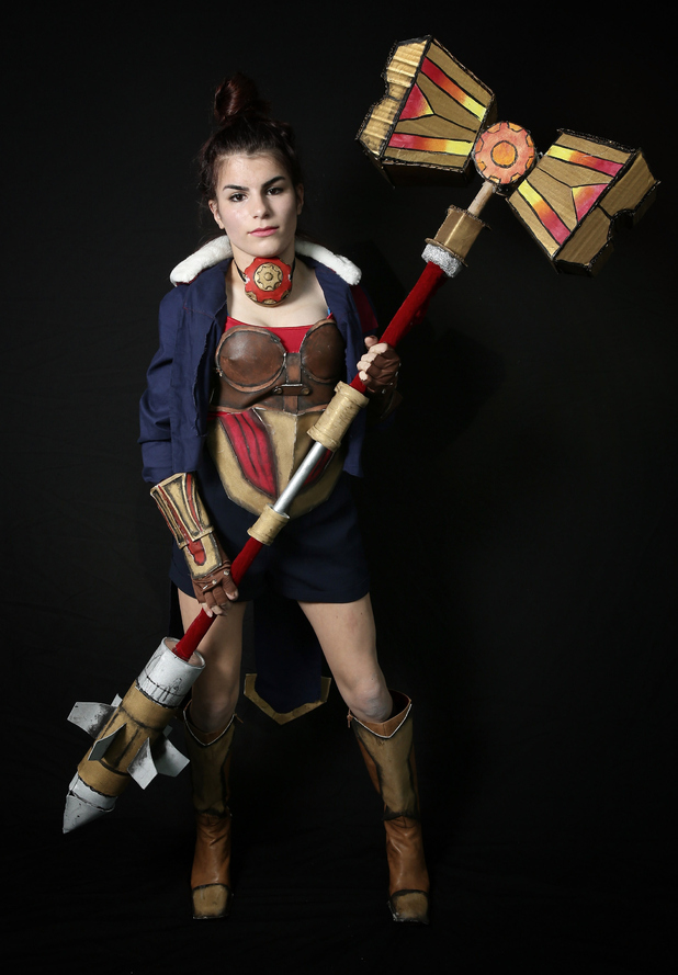 NEW YORK, NY - OCTOBER 12: Comic Con attendee Julia Nicolai poses as Jayce from League of Legends during the 2014 New York Comic Con at Jacob Javitz Center on October 12, 2014 in New York City. (Photo by Neilson Barnard/Getty Images)