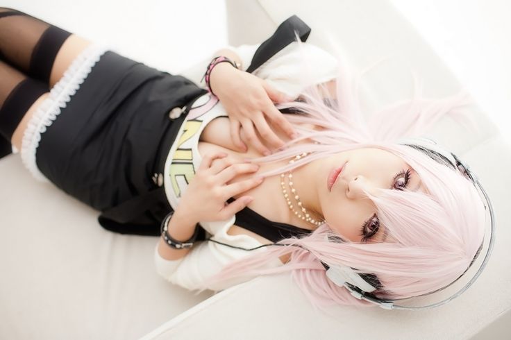 Cosplay Keeps You Closer to Beauty - Super Sonico