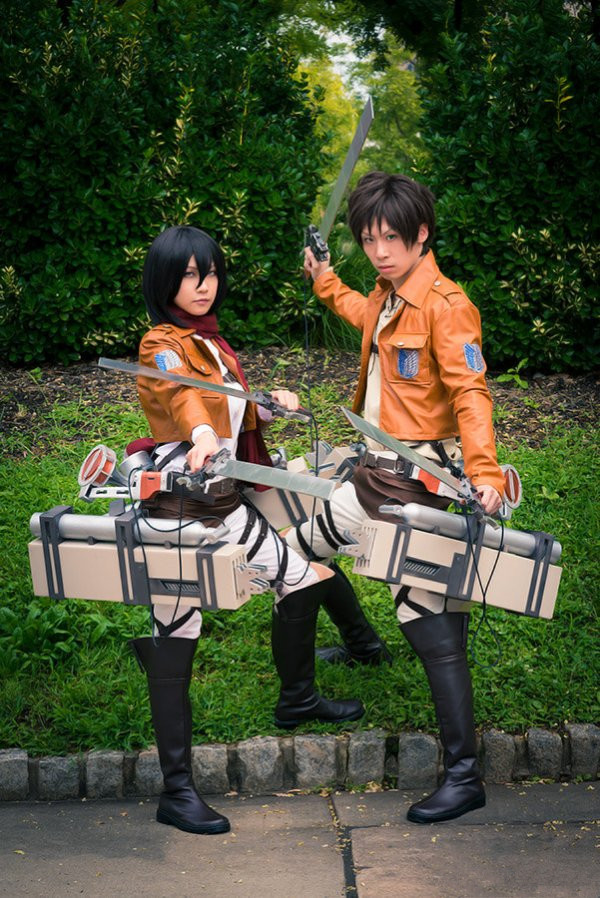 great-attack-on-titan-cosplay