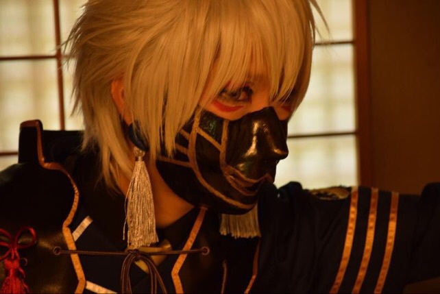 Strongly Recommended - 18 Latest ToukenRanbu Cosplay Photos