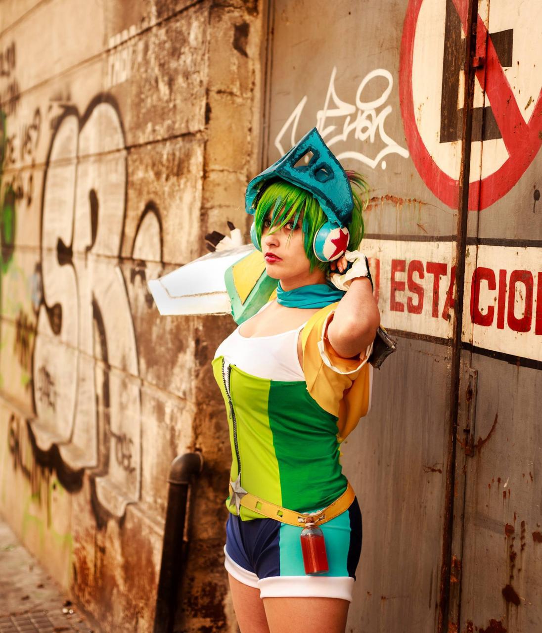 BoxBox Riven Cosplay - post - Imgur