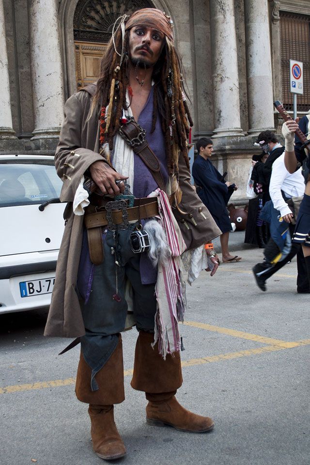 Cosplay Takes You to Meet the Hero of Pirates of the Caribbean