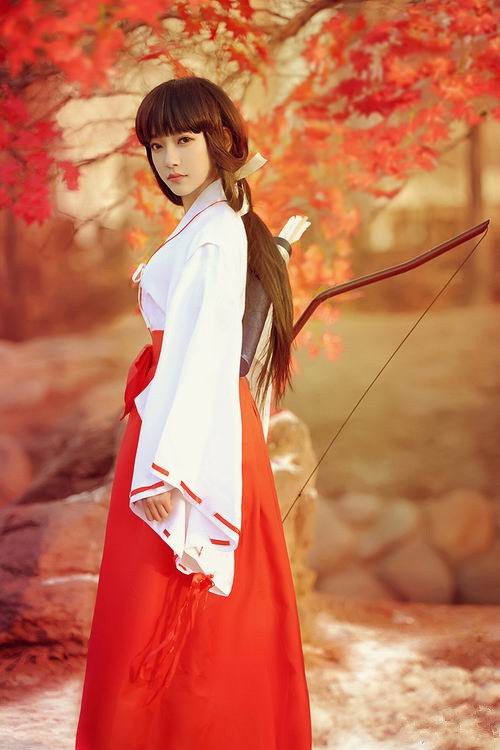 Top 9 Kikyo Cosplay Photos Tell You She is the Best Partner of Inuyasha