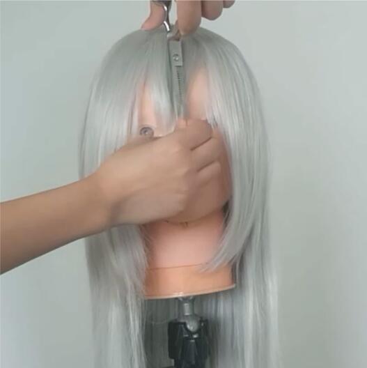 How to Make Booette's Crown and Styling Its Wig-14