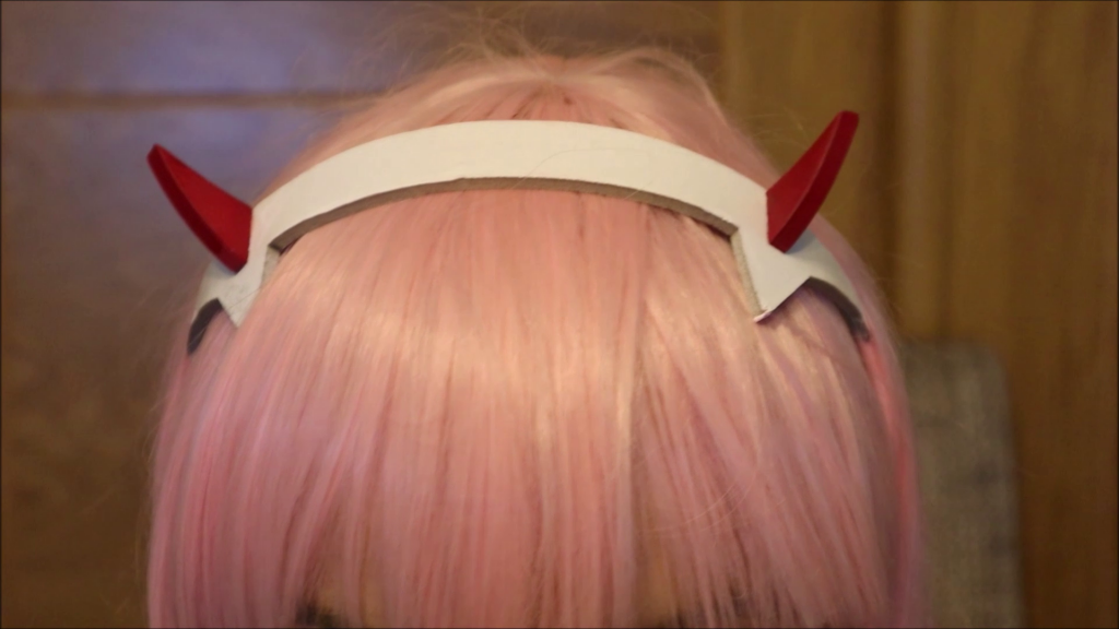 Darling in the Franxx Zero Two costume Review9