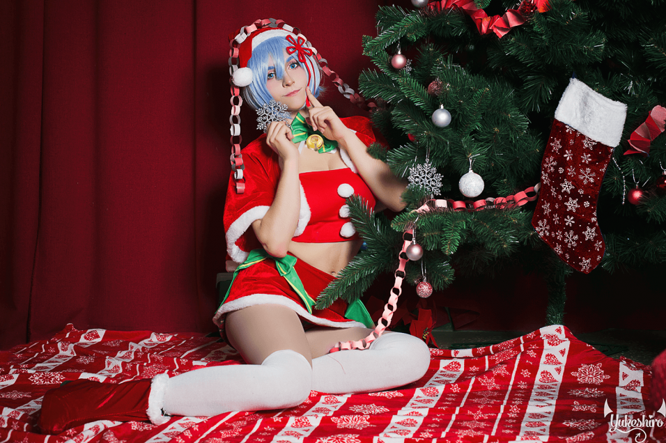 Christmas Rem Cosplay Review by Yukeshiro (1)