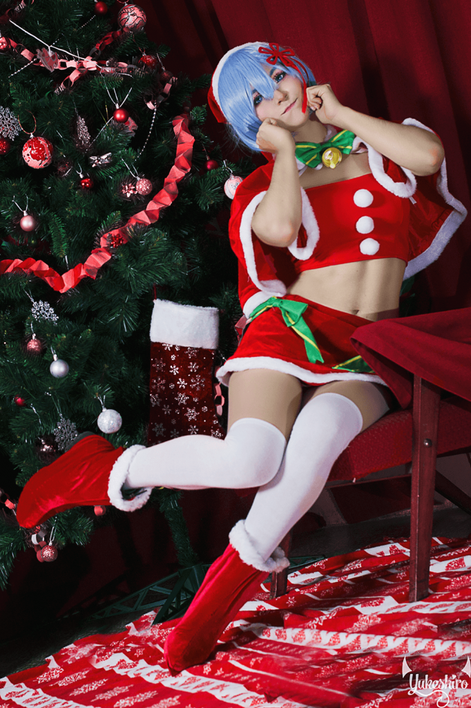 Christmas Rem Cosplay Review by Yukeshiro (2)