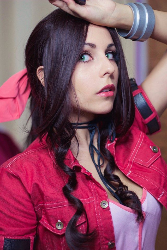 Final Fantasy VII 7 Aerith Cosplay Costume Review-2