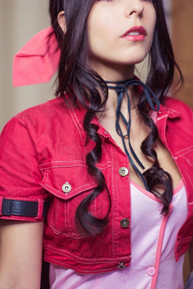 Final Fantasy VII 7 Aerith Cosplay Costume Review-3