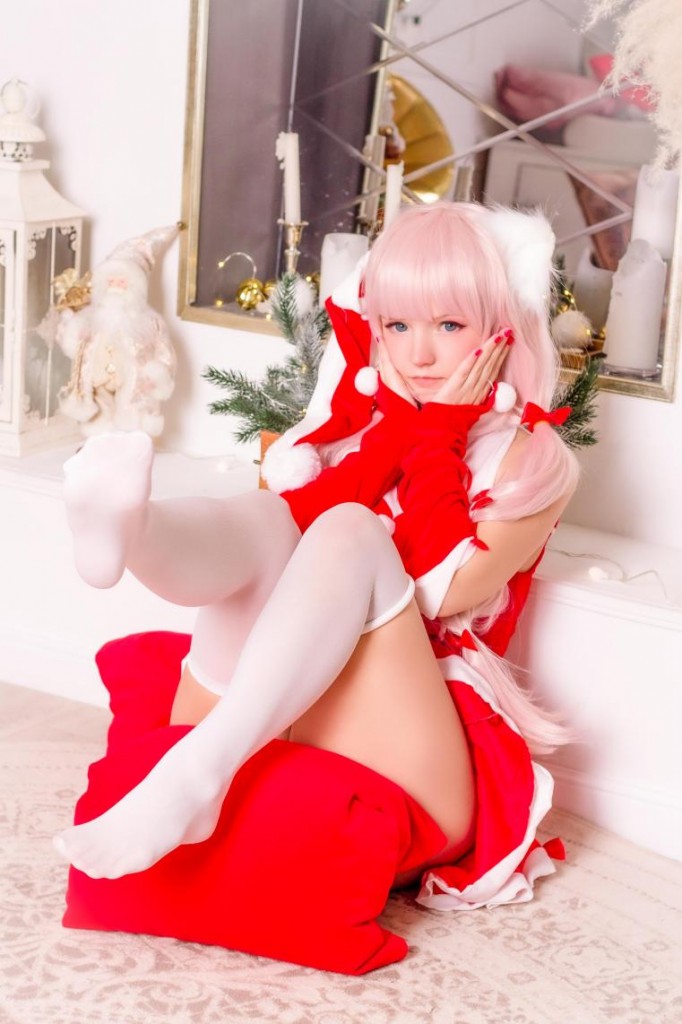Christmas themed cosplay you can't miss10